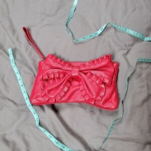 Red Bow Detail Wristlet Clutch